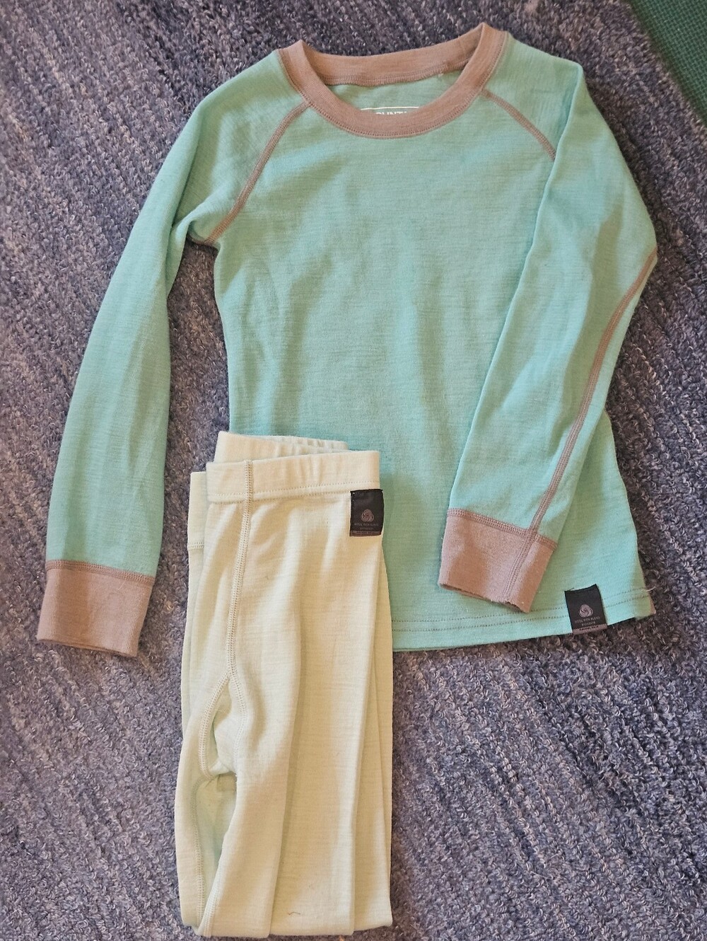 Kids 5/6 Merino Base Layer Set.